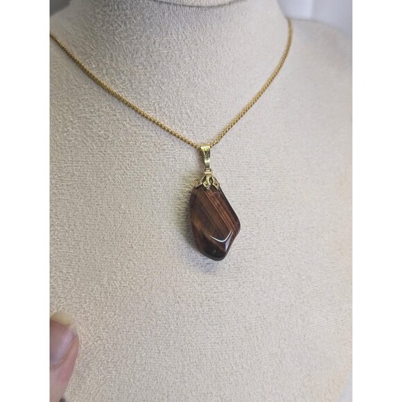 3 for $30 Vintage dark Tiger eye stone | gold tone pendant on chain - Picture 8 of 9